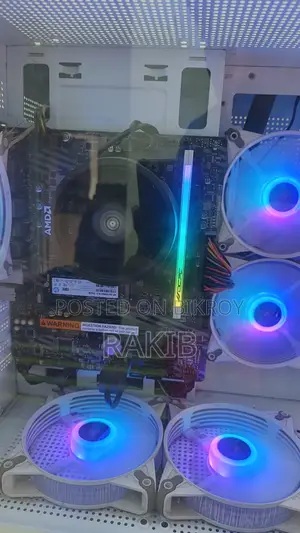 Desktop Computer 8GB AMD Ryzen 5 SSD 256GB