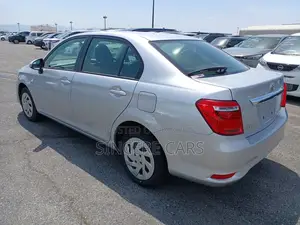 Toyota Axio 2021 Silver