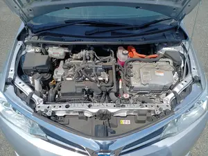 Toyota Axio 2021 Silver
