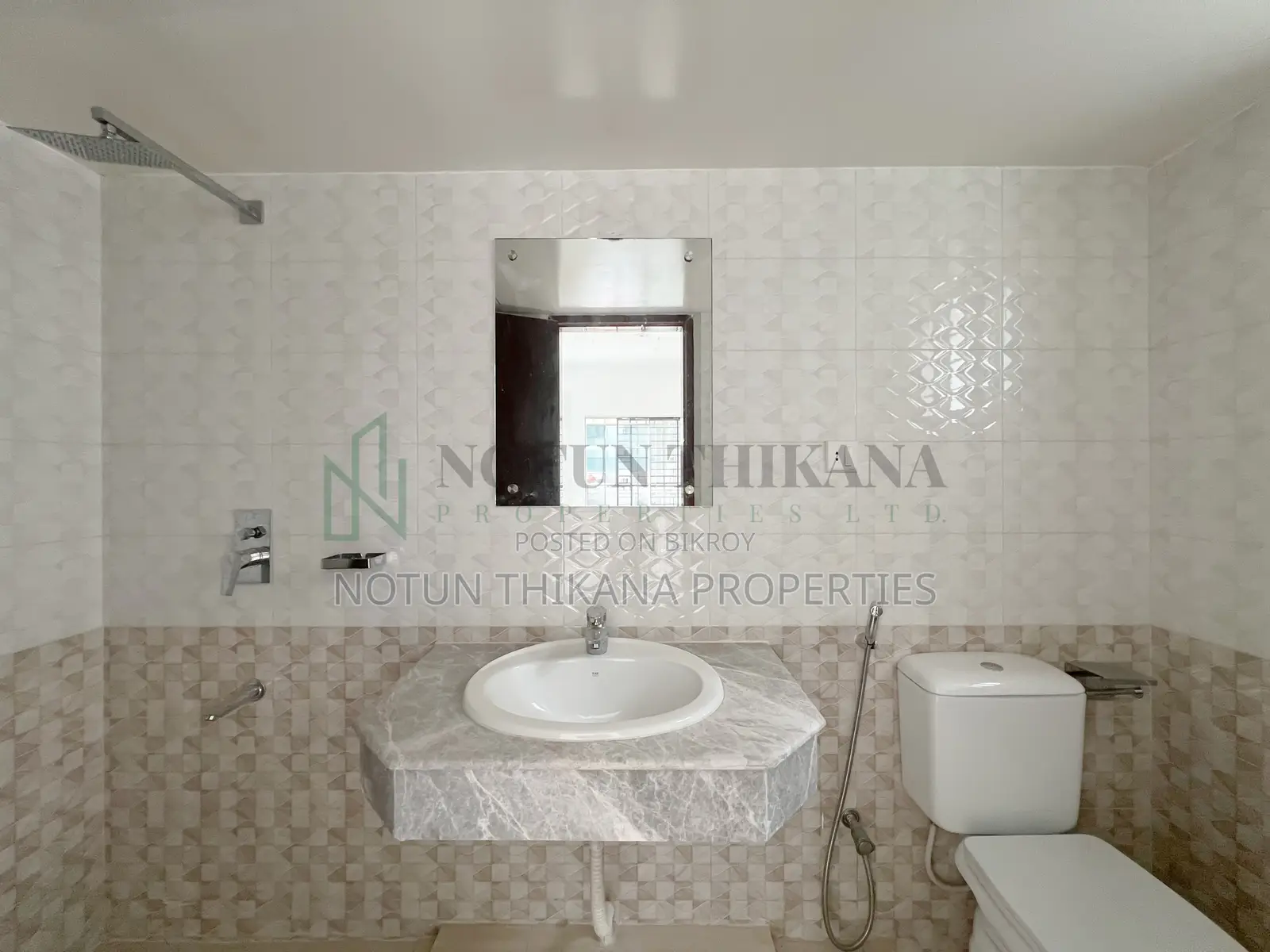 4bdrm Apartment in Basundhara for Rent