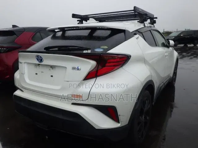 Toyota C-HR 2021 Pearl