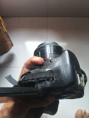 VIDEO CAMERA