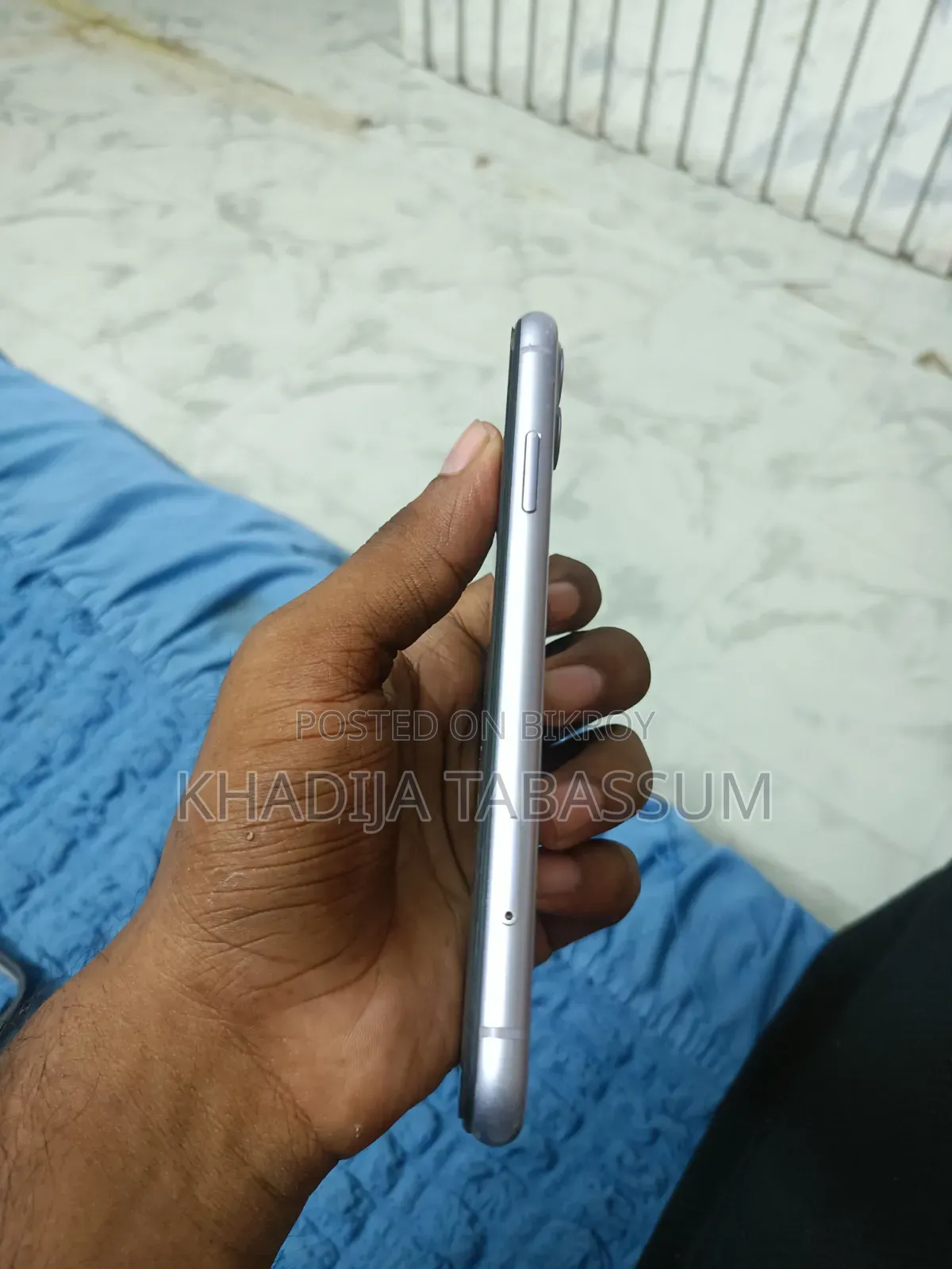 Apple iPhone 11 64 GB Purple