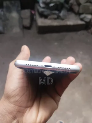 Apple iPhone 11 128 GB White
