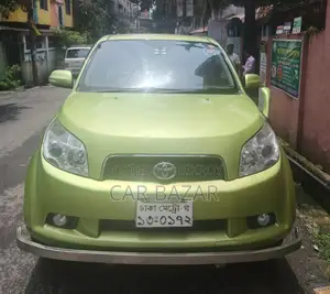 টয়োটা রাশ ২০০৬ সবুজ