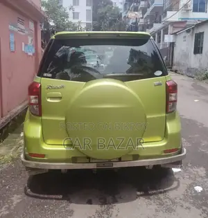 টয়োটা রাশ ২০০৬ সবুজ