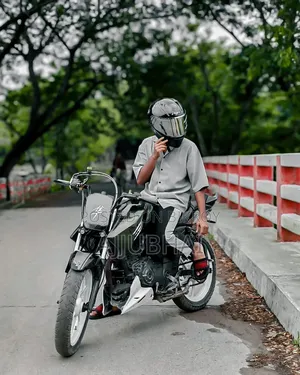 টিভিএস অ্যাপাচি আরটিআর ১৬০ ২ভি ২০১৮ নীল