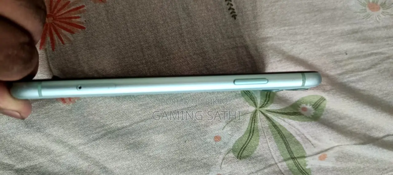 Apple iPhone 11 64 GB Green