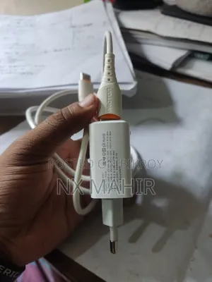 ২০ ওয়াট চার্জার