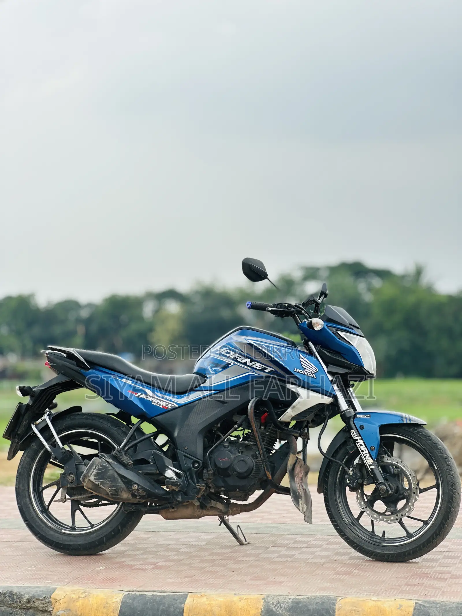 Honda Hornet 2018 Blue