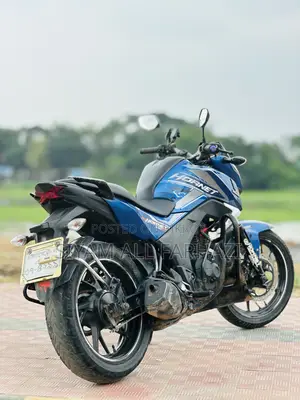 Honda Hornet 2018 Blue