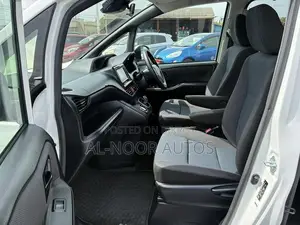 Toyota Noah 2021 Pearl