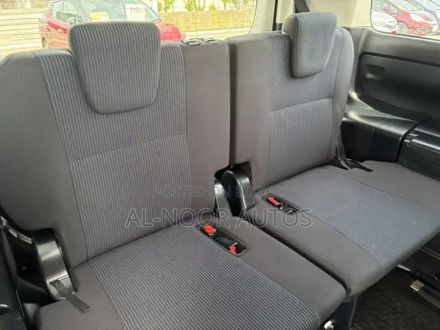Toyota Noah 2021 Pearl