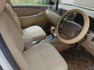 Toyota Corolla 2004 White
