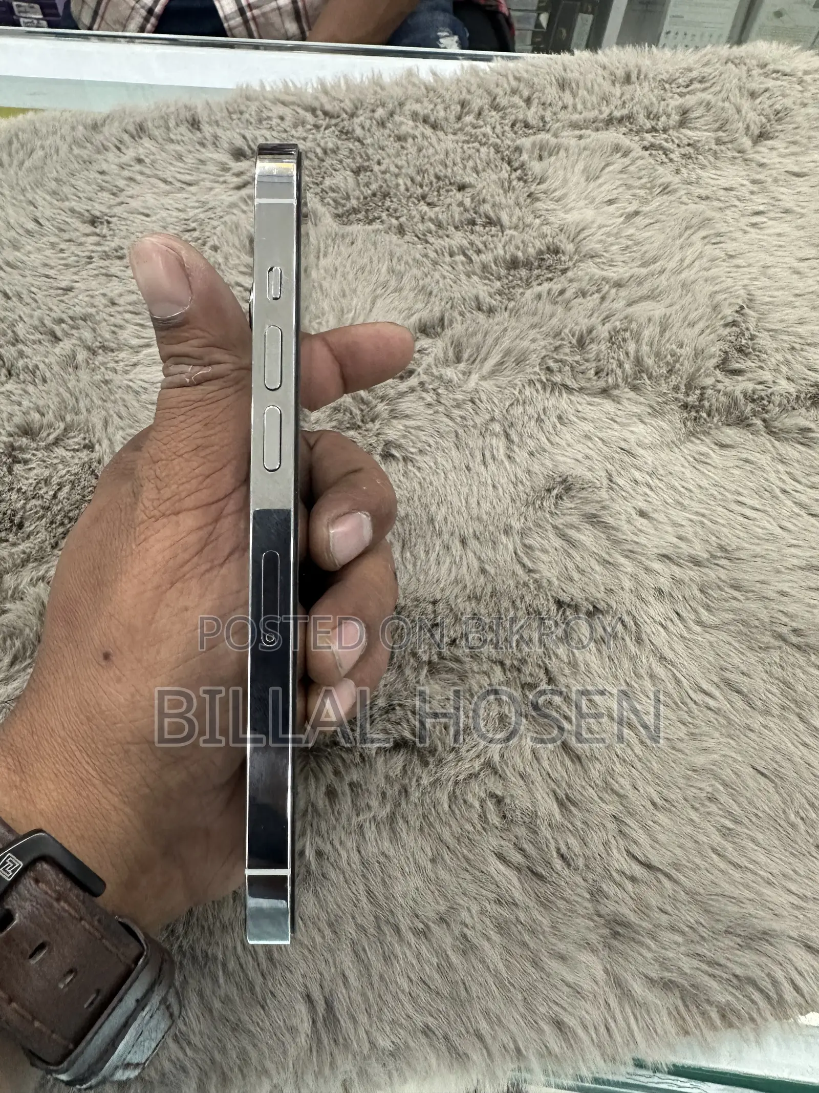 অ্যাপল আইফোন ১৪ প্রো ১২৮ জিবি সাদা