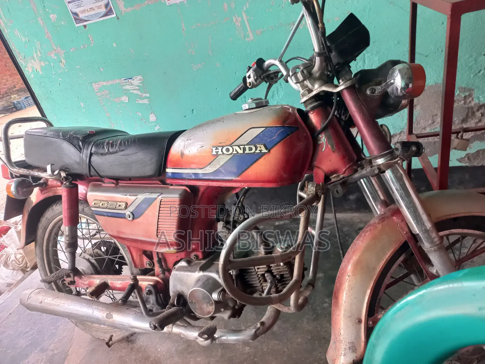 Honda 1972 Red