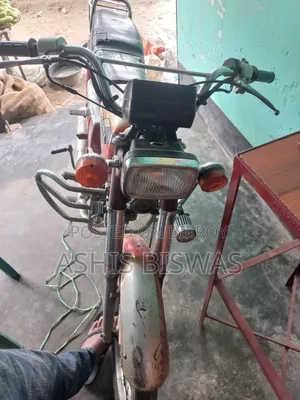 Honda 1972 Red