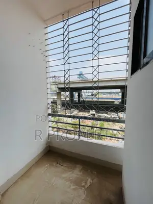 উত্তরায় ৩ বেডরুমের অ্যাপার্টমেন্ট বিক্রয়