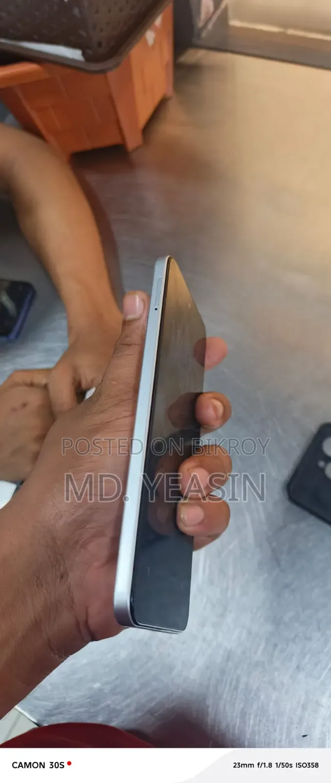 টেকনো স্পার্ক ৪০ ২৫৬ জিবি সাদা