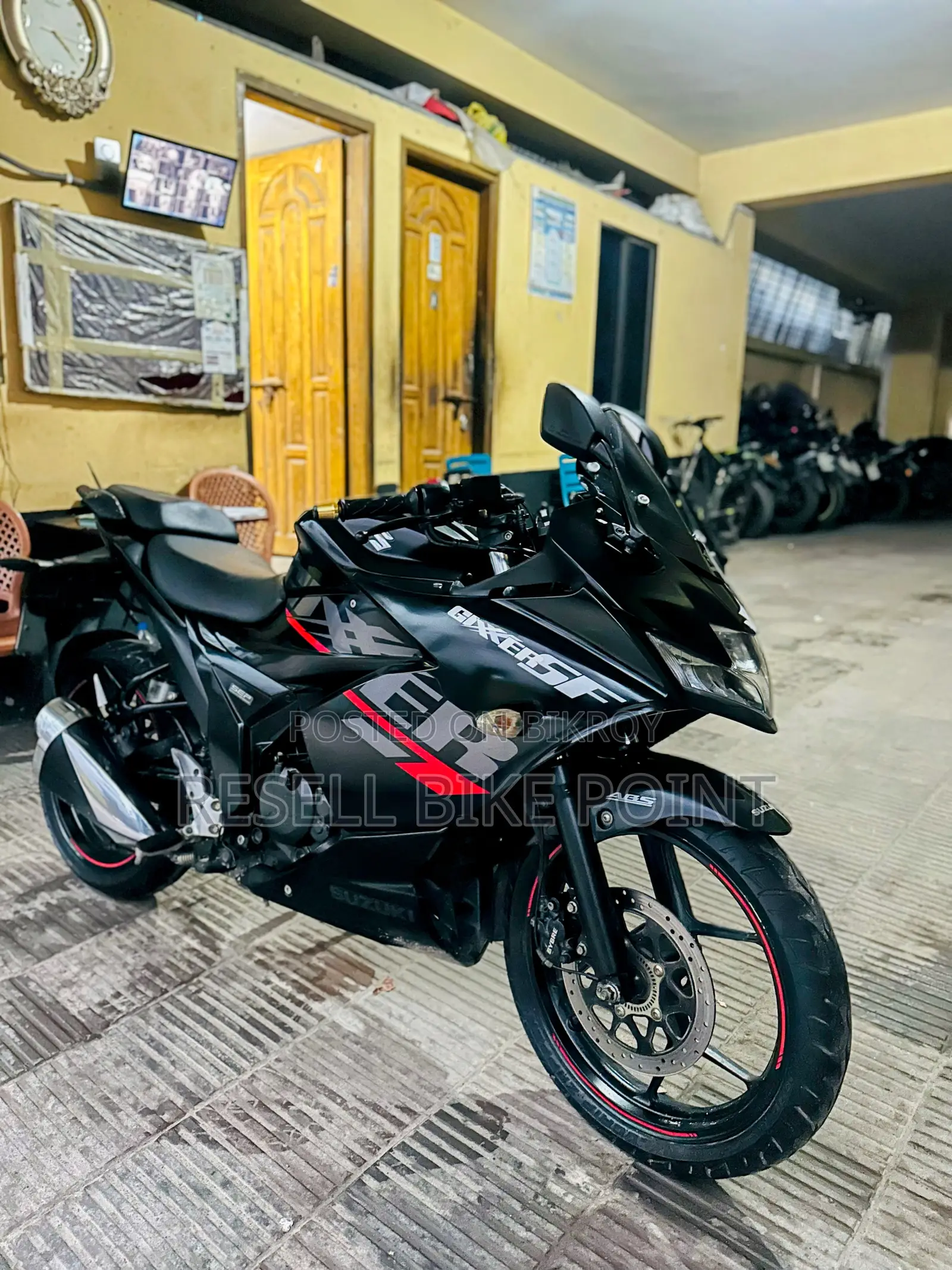 Suzuki Gixxer SF FI 2022 Black