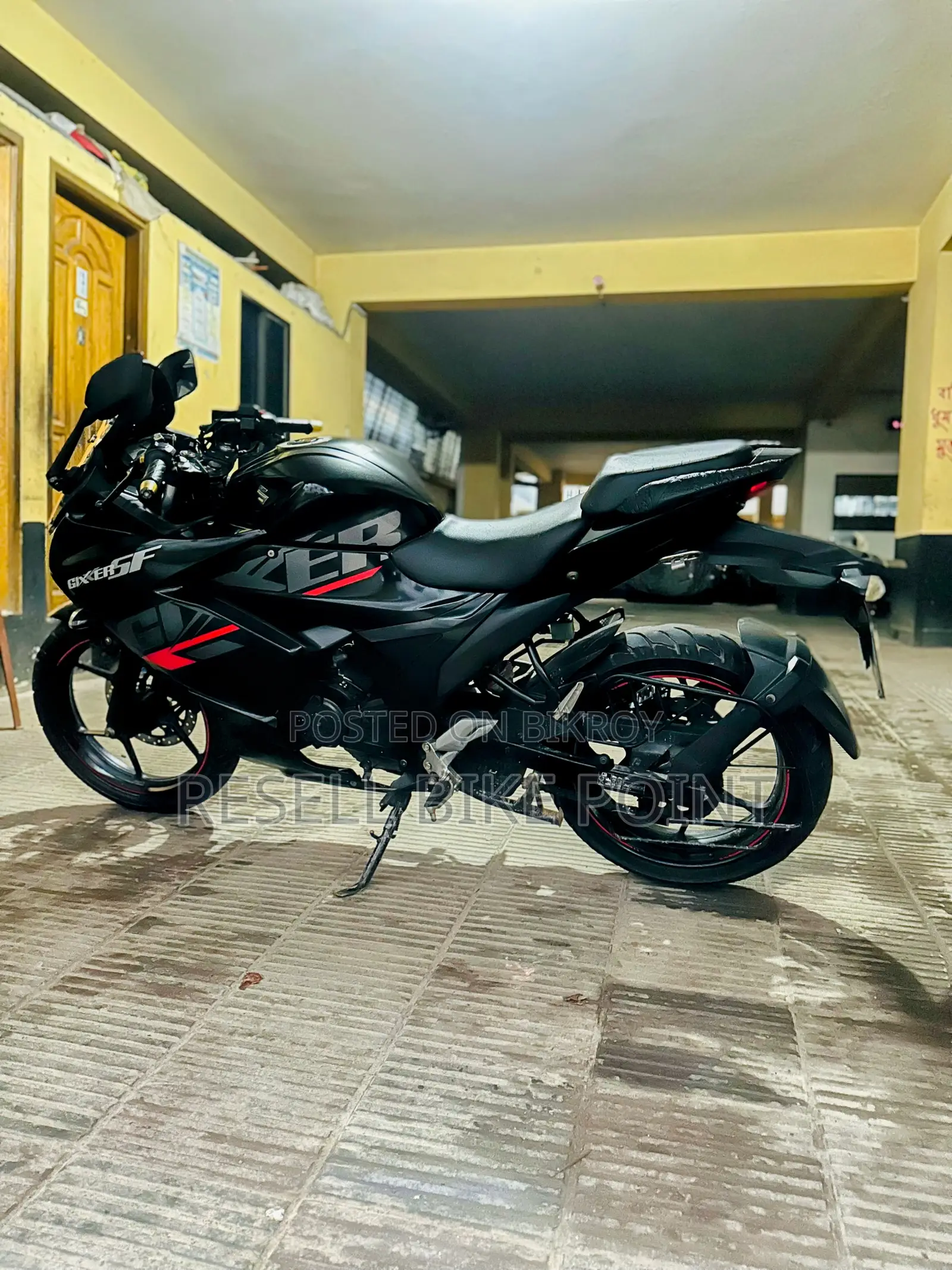Suzuki Gixxer SF FI 2022 Black