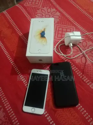 Apple iPhone 6s 32 GB White