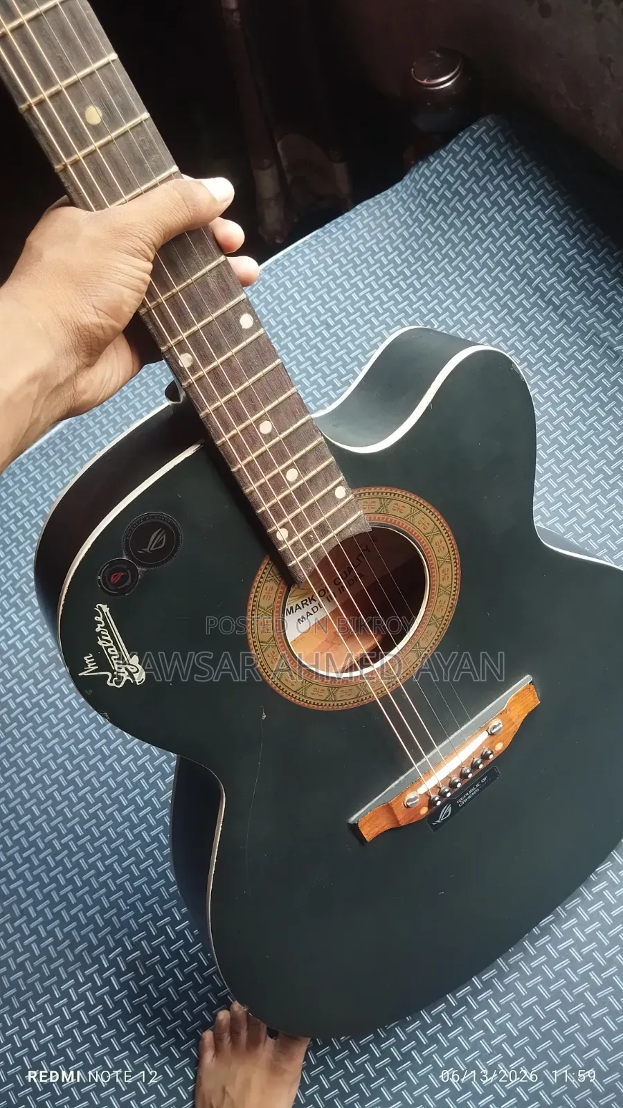 Signature Topaz 265 গিটার বিক্রি হবে, হোয়াটসঅ্যাপে যোগাযোগ করুন