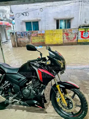 TVS Apache RTR 160 2V 2022 Black