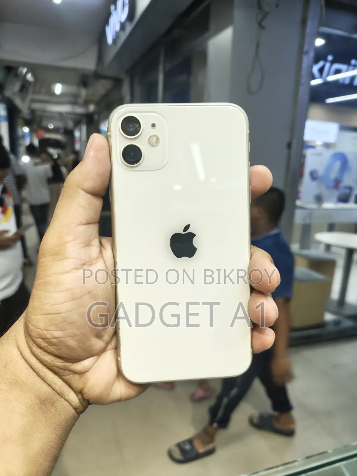 Apple iPhone 11 64 GB White