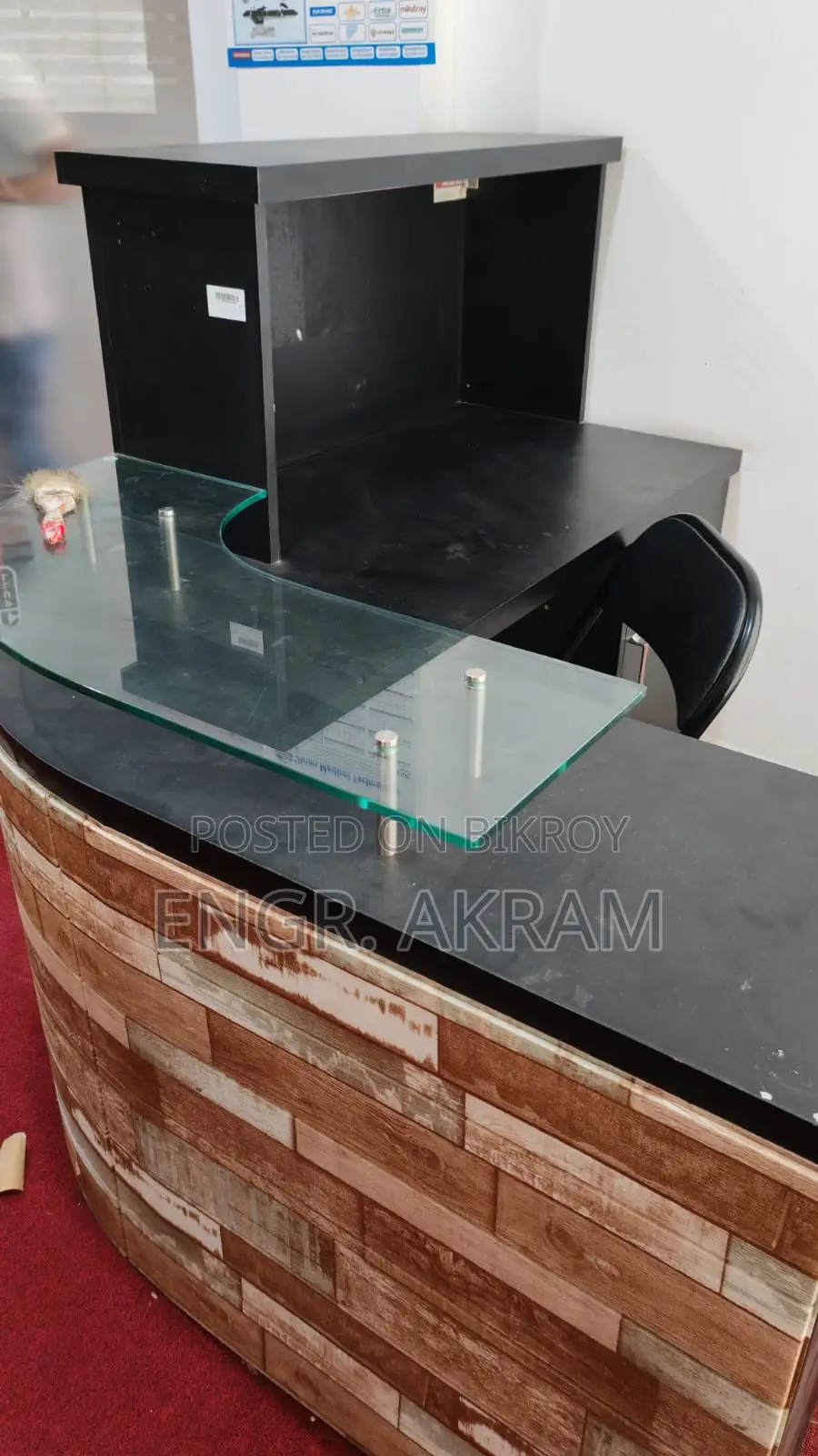 Help Desk Urgent Sale