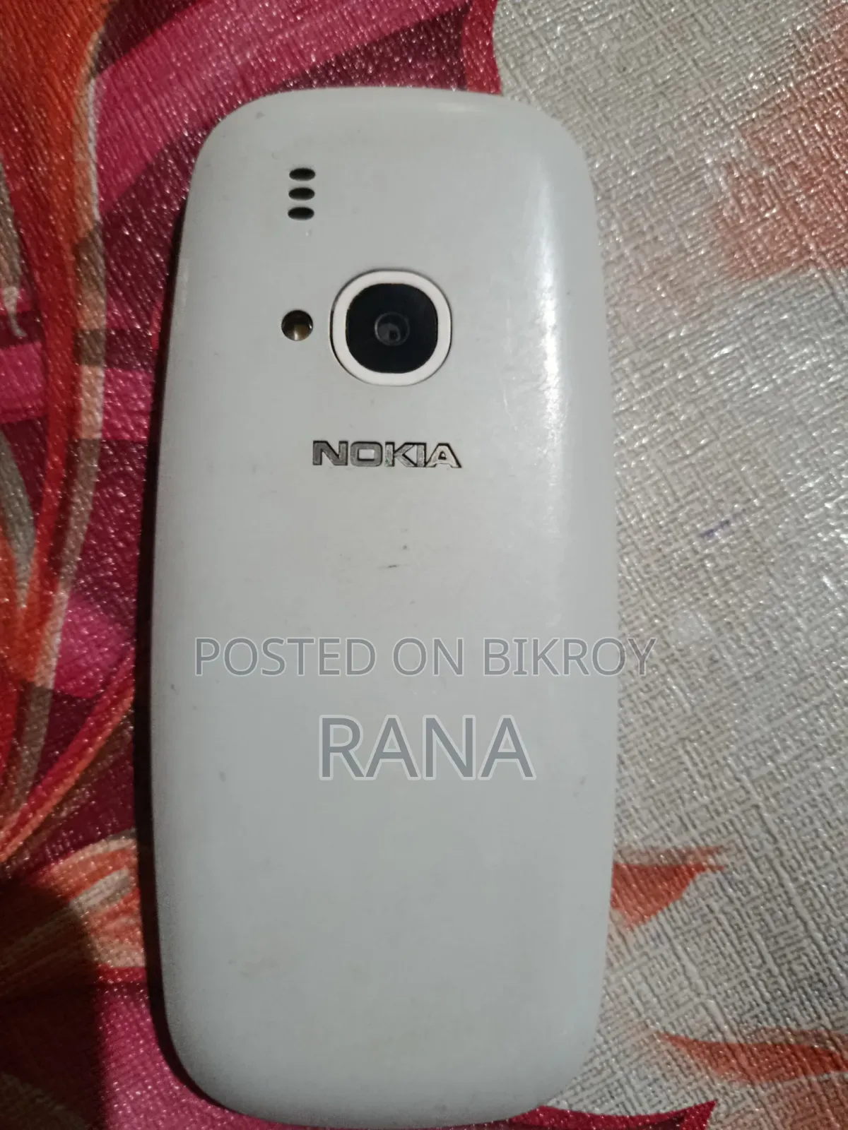 নোকিয়া ৩৩১০ হোয়াইট