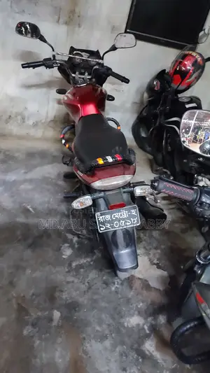 Bajaj Discover 100 2011 Red
