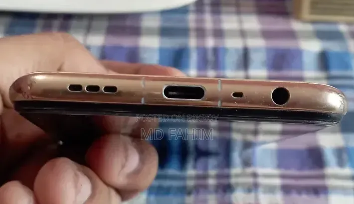 Oppo F19S 128 GB Yellow