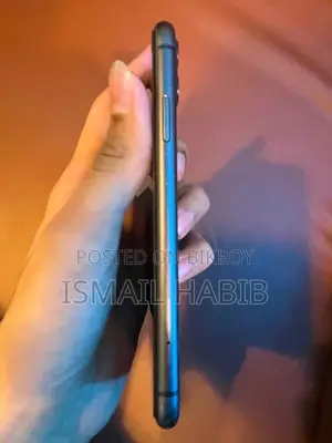 অ্যাপল আইফোন ১১ ১২৮ জিবি ব্ল্যাক