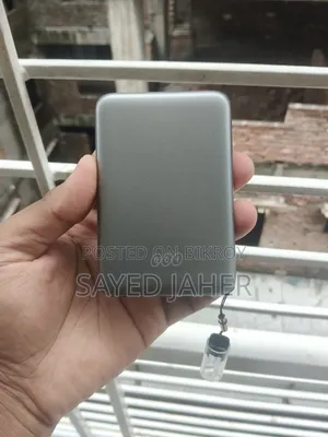 কিউসিওয়াই ম্যাগসেফ পাওয়ার ব্যাংক