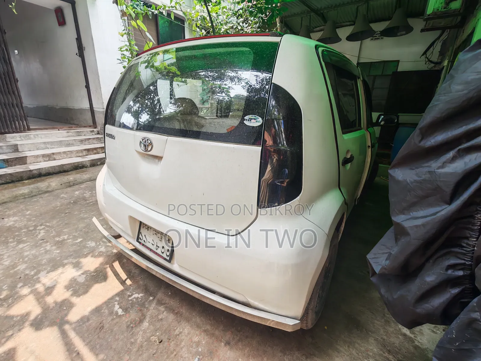 Toyota Passo 2025 White