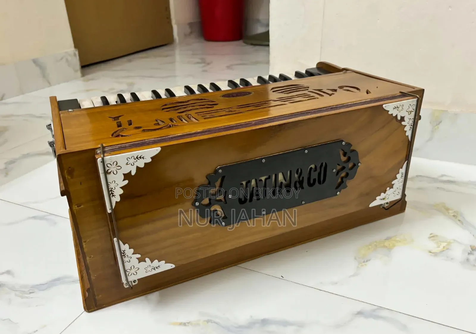 Wooden Harmonium for Sale – Good Condition