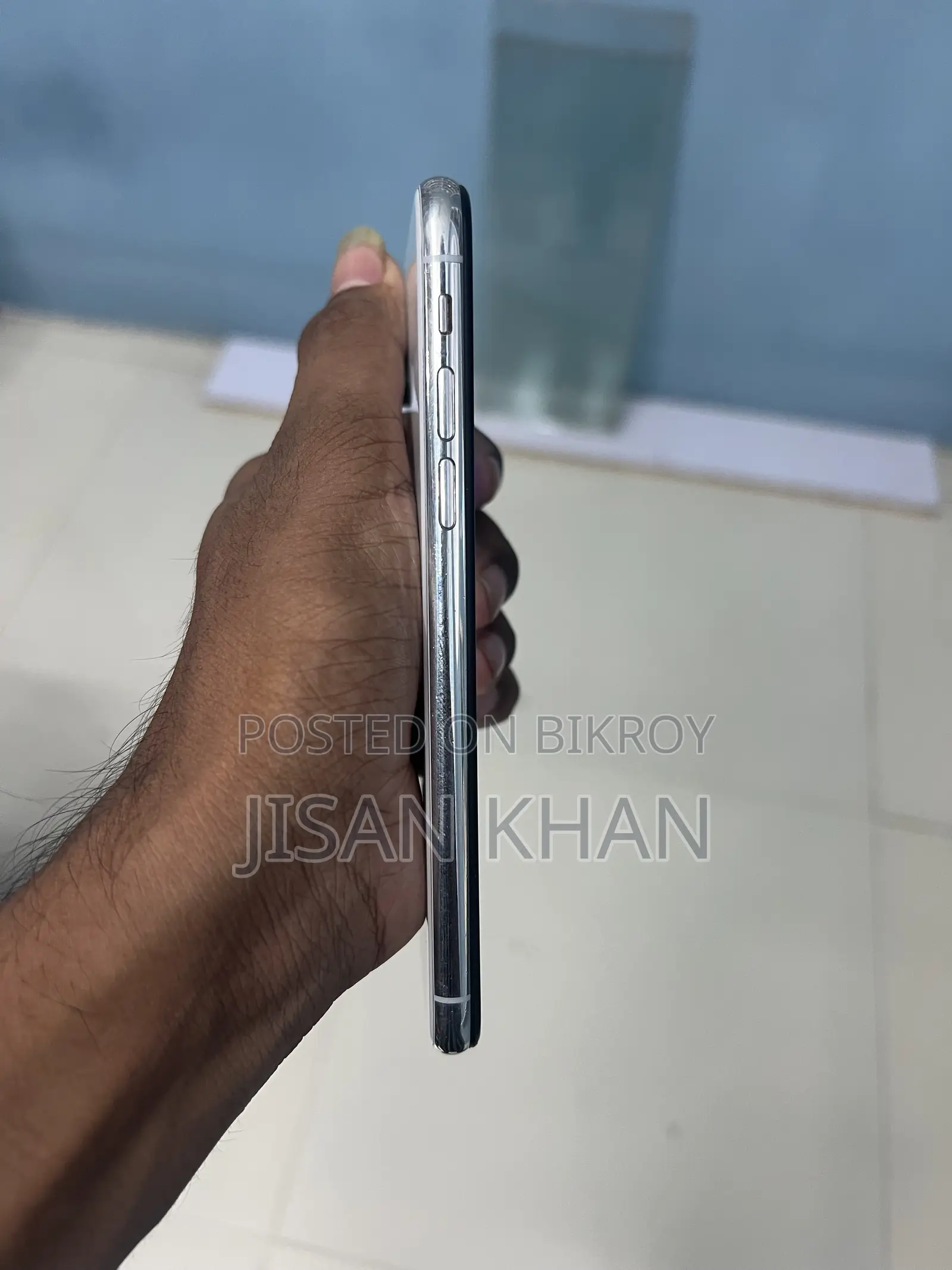 অ্যাপল আইফোন এক্স ২৫৬ জিবি সাদা