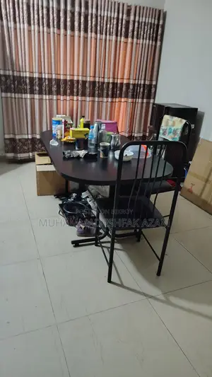 Partex Table With Chairs
