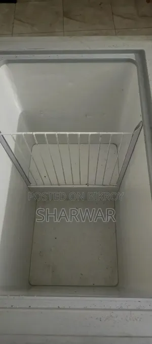 ওয়াল্টন ডিপ ফ্রিজ