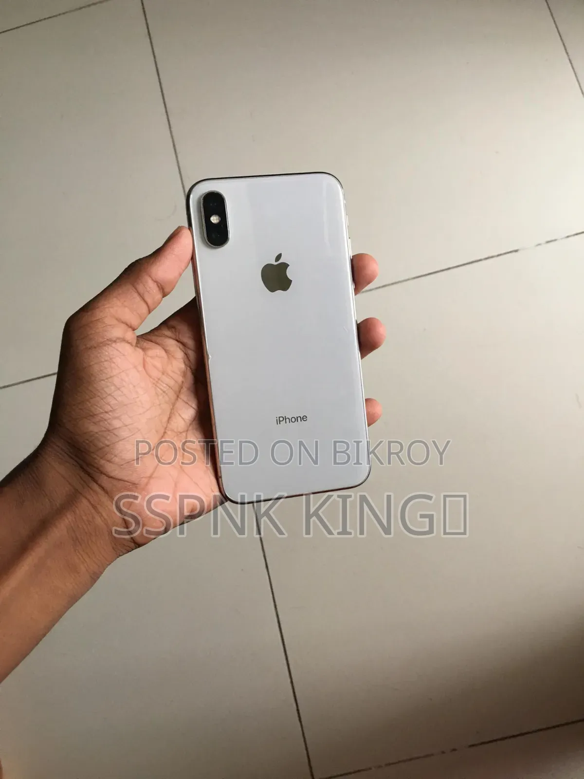 Apple iPhone XS 64 GB White