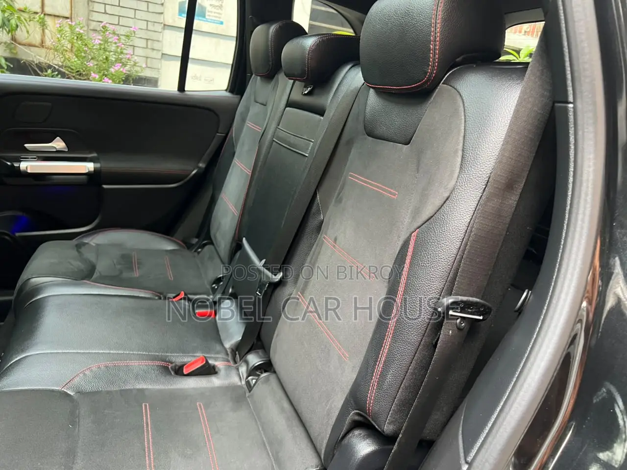 Mercedes-Benz 200 2021 Black
