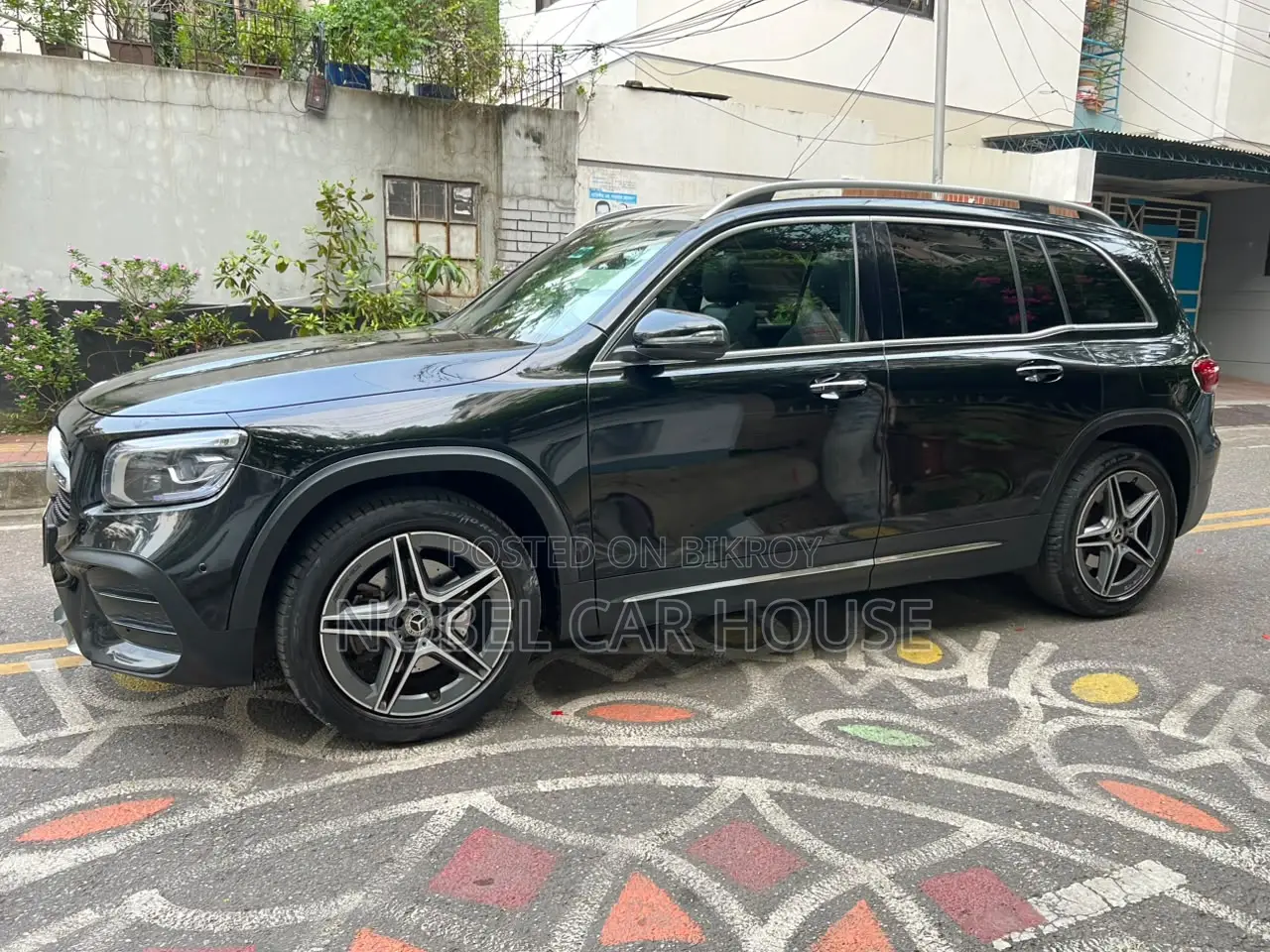 Mercedes-Benz 200 2021 Black