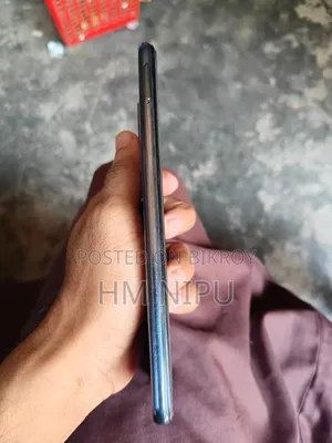 Vivo Y73 64 GB