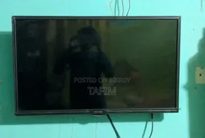 Walton 32 Nonsmart Tv