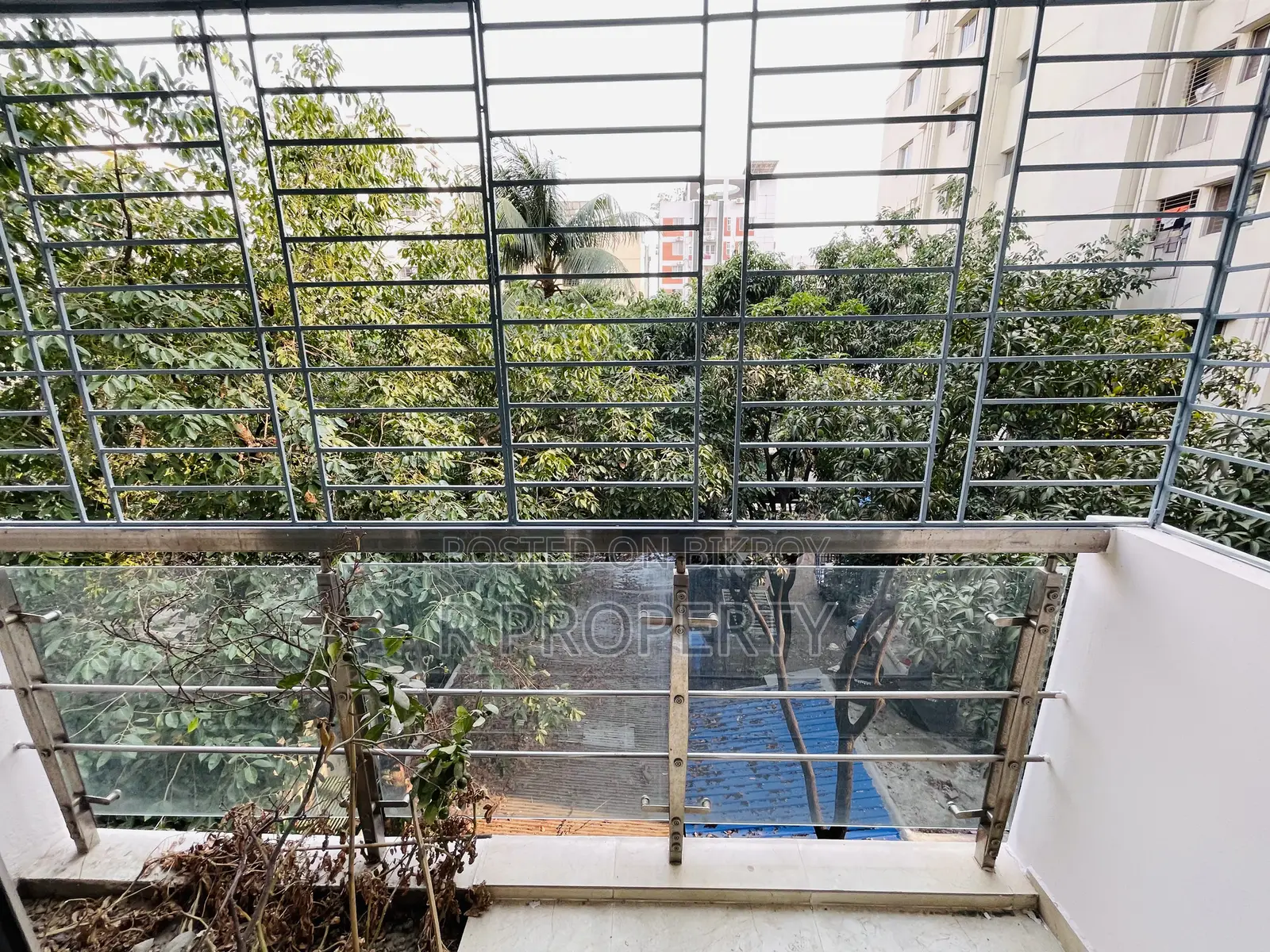 উত্তরায় ৩ বেডরুমের অ্যাপার্টমেন্ট বিক্রির জন্য
