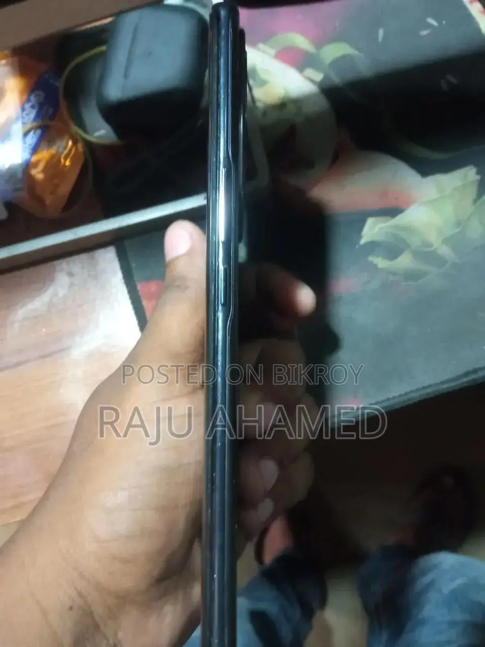 Vivo T2 (India) 128 GB Black