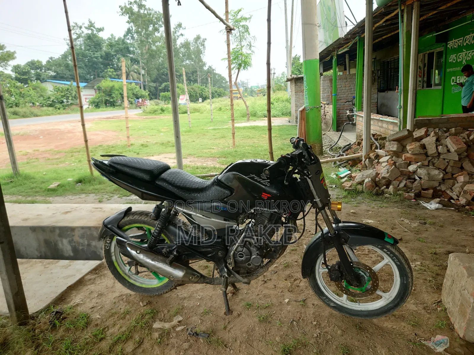 Bajaj Pulsar 135 LS 2012 Black