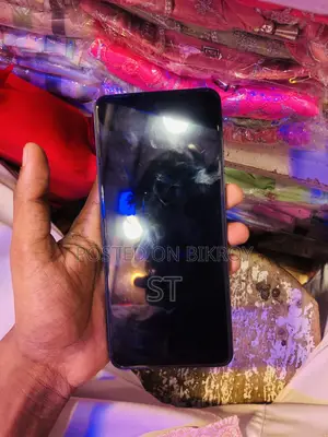 টেকনো স্পার্ক ৩০ ১২৮ জিবি কালো