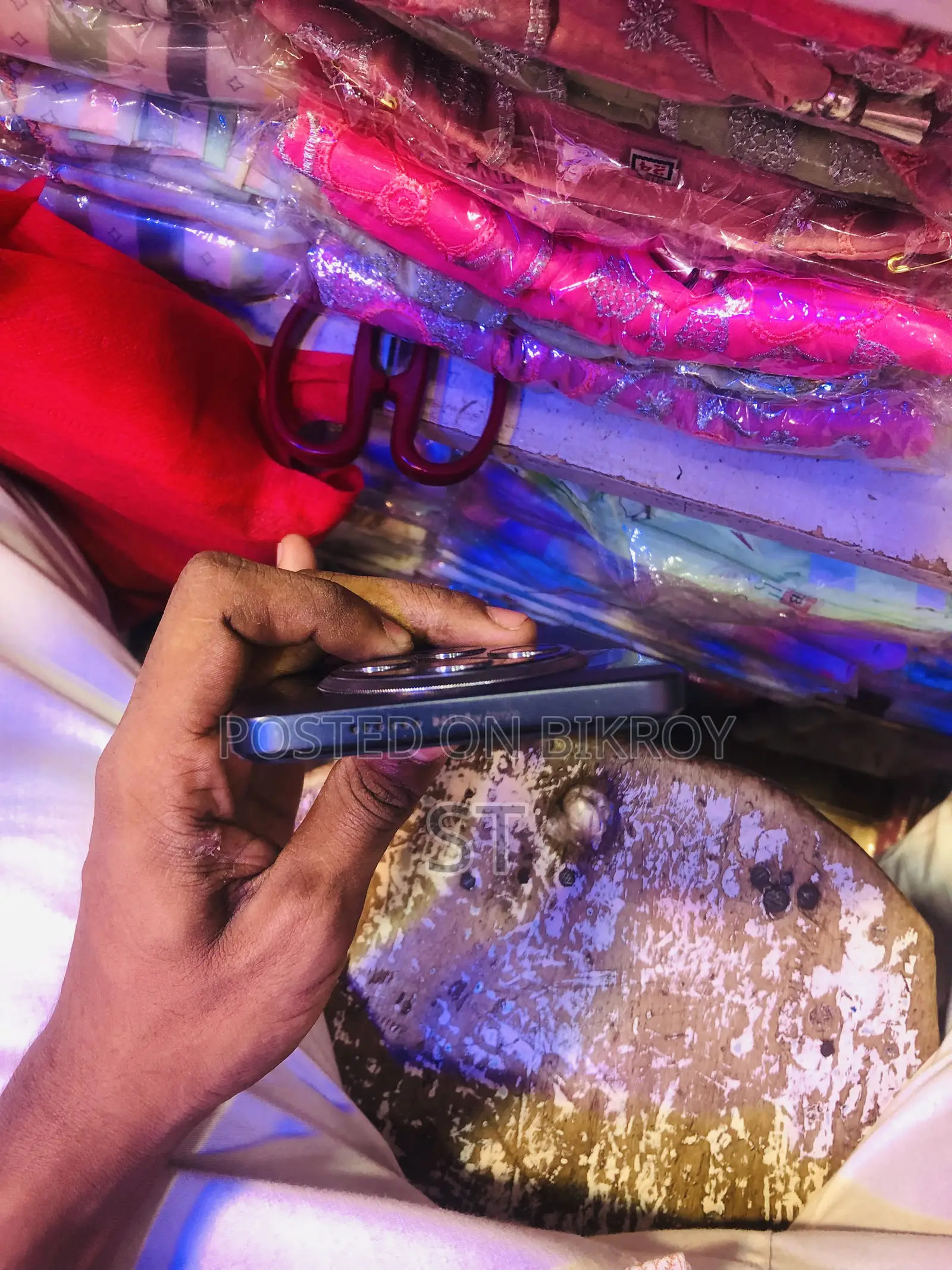 টেকনো স্পার্ক ৩০ ১২৮ জিবি কালো